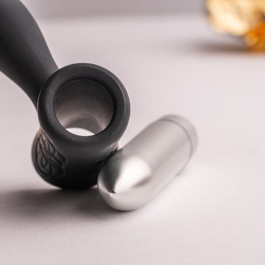 ROCKS- OFF - PETITE SENSATIONS TEAZER ANAL PLUG VIBRATOR BLACK 5