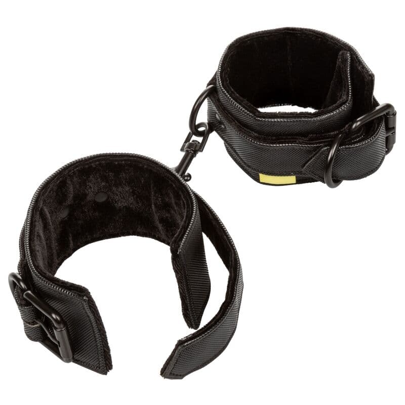 CALEXOTICS - BOUNLESS WRIST CUFFS 5