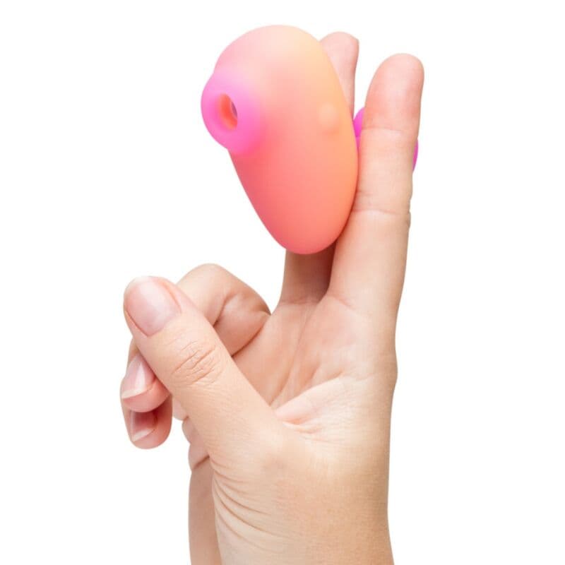 ROMP - KISS CLITORAL SUCTION RECHARGEABLE FINGER VIBRATOR 2
