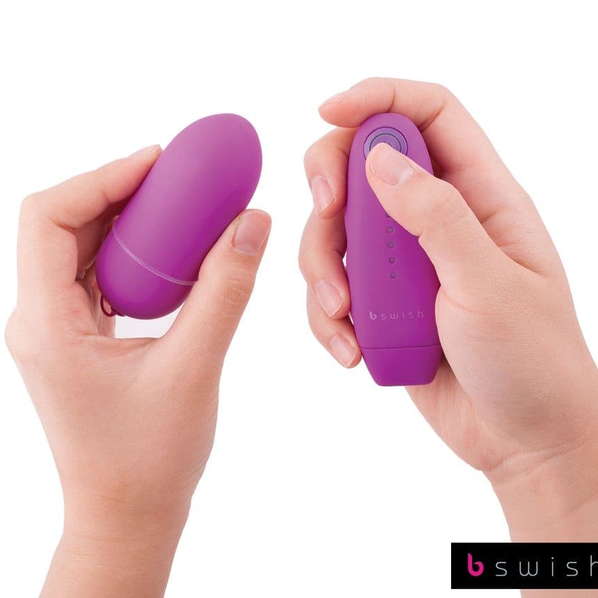 B SWISH - BNAUGHTY UNLEASHED CLASSIC LILAC REMOTE CONTROL 5