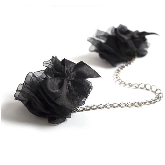 BIJOUX - INDISCRETS FROU FROU ORGANZA HANDCUFFS 2